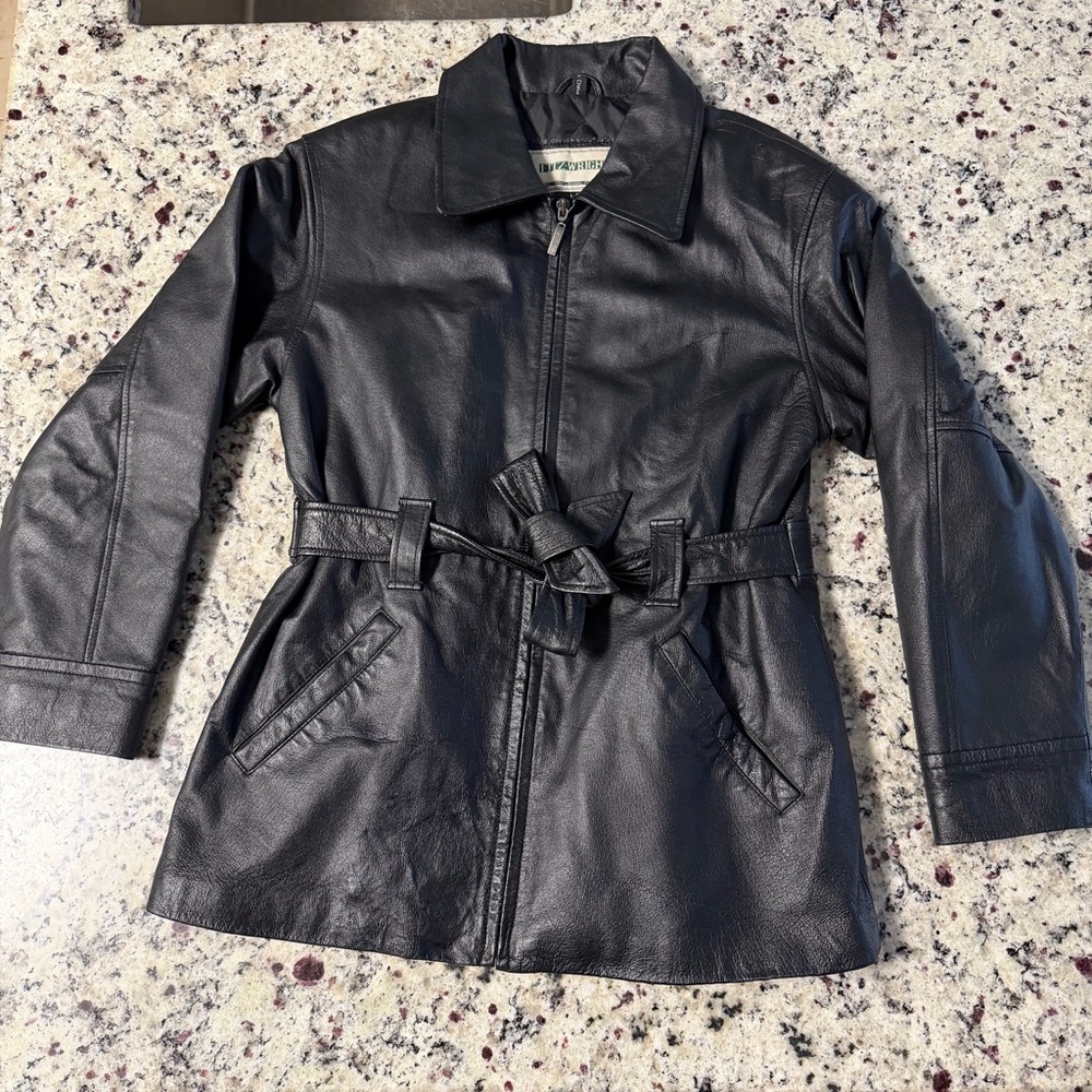 Fitz Wright, Vintage, 100% Genuine Leather, Mid Length, Belted Zip Up | W 4-6